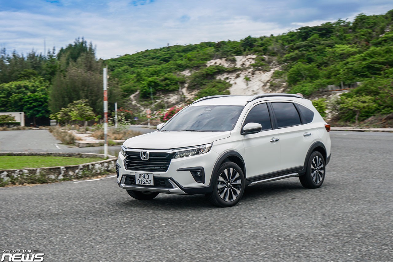 Đánh giá Honda BR-V, phù hợp đi gia đình hơn chạy dịch vụ Đánh giá Honda BR-V, phù hợp đi gia đình hơn chạy dịch vụ