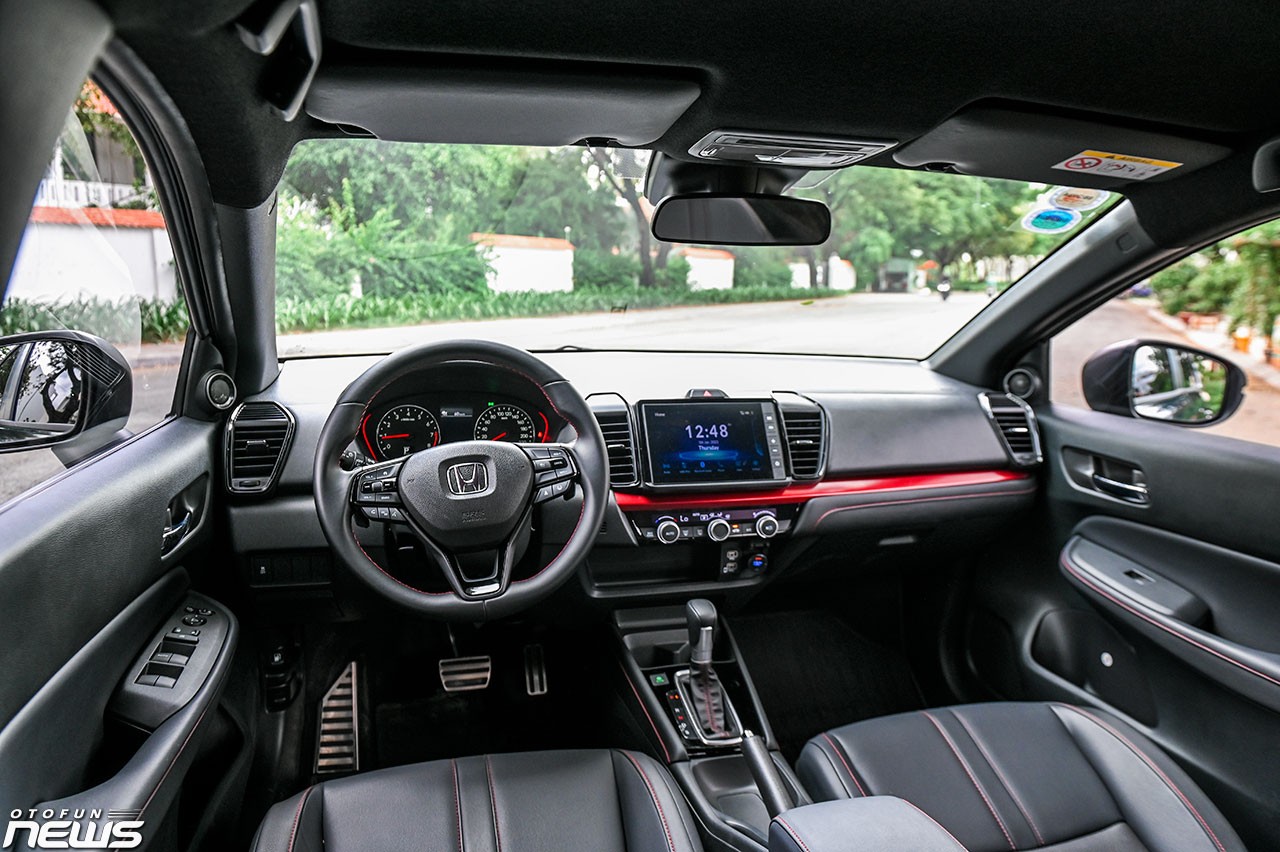 Đánh giá Honda City 2023: Sedan hạng B cho người thích lái