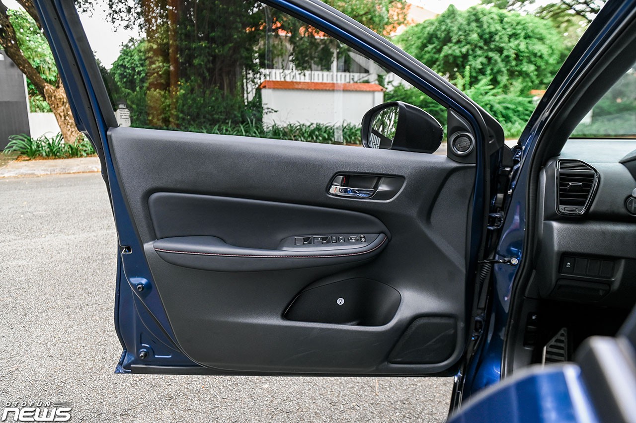 Đánh giá Honda City 2023: Sedan hạng B cho người thích lái