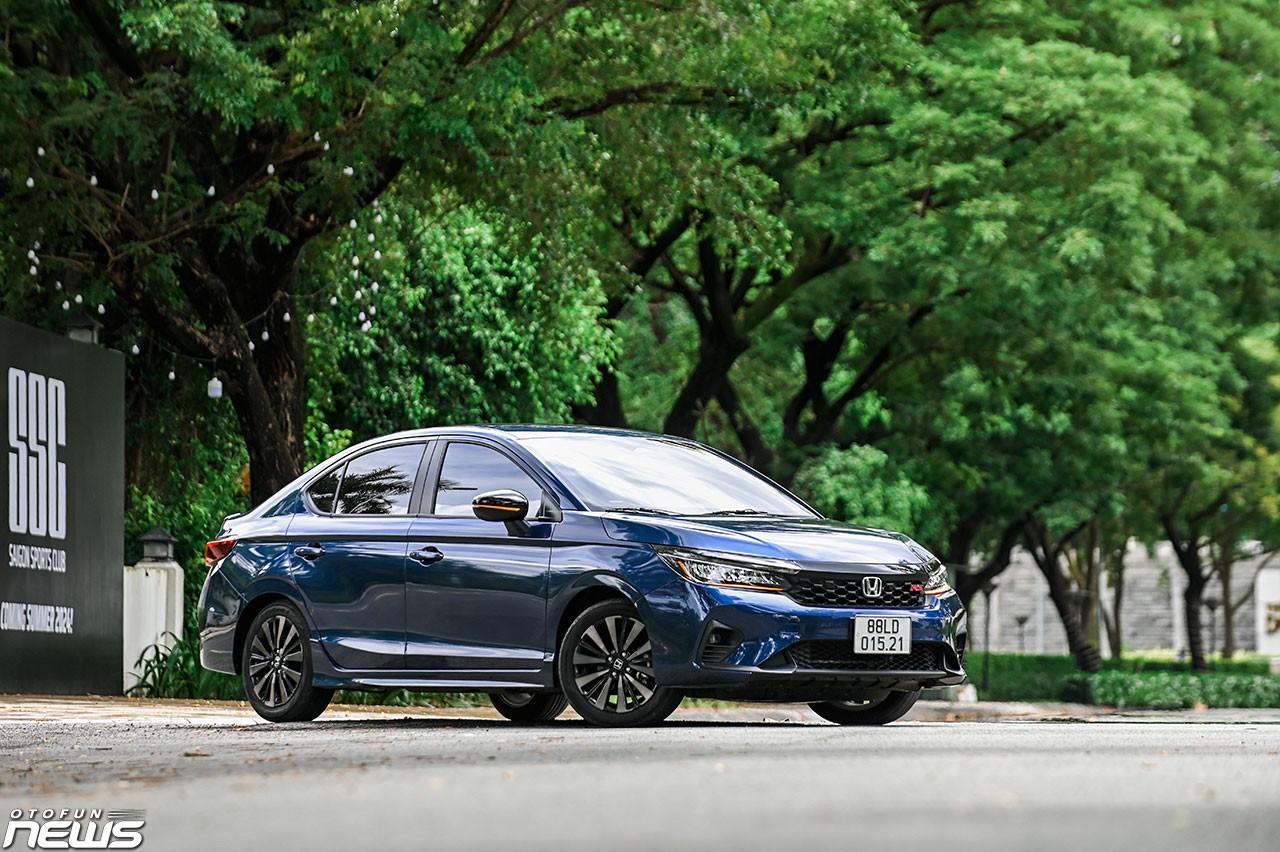 Đánh giá Honda City 2023: Sedan hạng B cho người thích lái