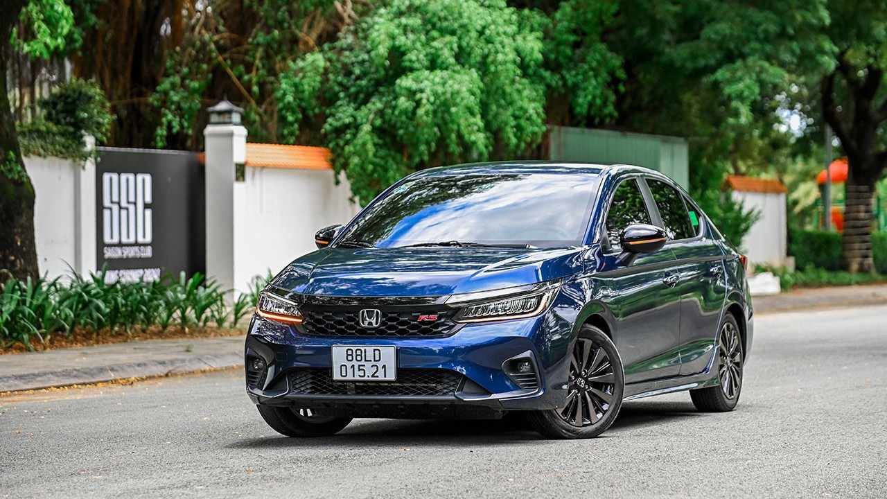 Đánh giá Honda City 2023: Sedan hạng B cho người thích lái