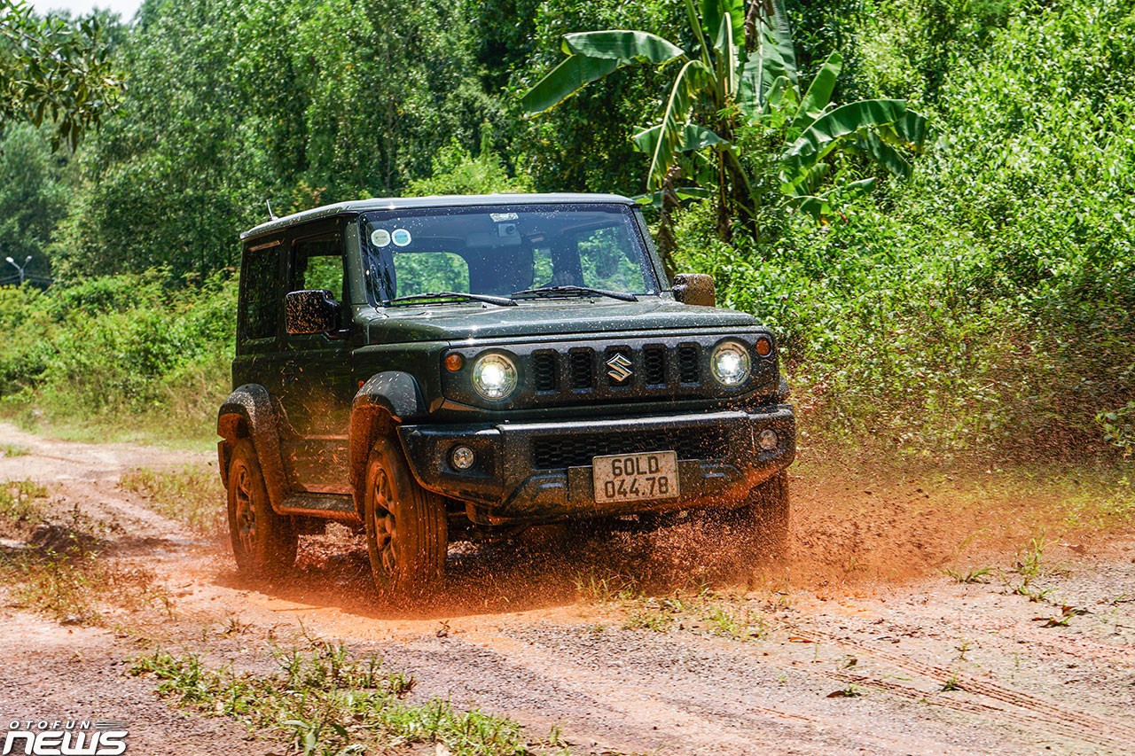 Suzuki Jimny sắp có bản nâng cấp, bổ sung ADAS nhưng chưa có tùy chọn hybrid Suzuki Jimny sắp có bản nâng cấp, bổ sung ADAS nhưng chưa có tùy chọn hybrid
