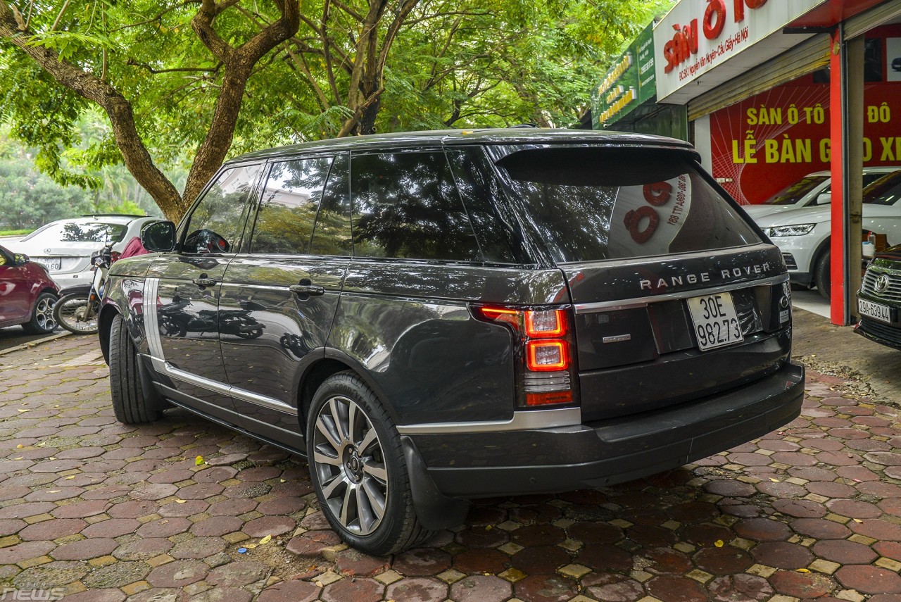 Range Rover Vogue: SUV hạng sang tốn chỉ 7L dầu cho 100km! range rover vogue suv hang sang ton chi 7l dau cho 100km
