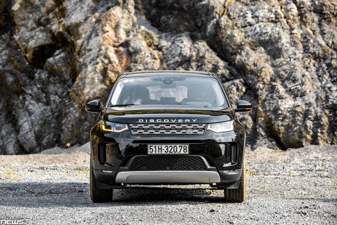 Land Rover Discovery Sport - 5+2 chỗ ngồi và hơn thế nữa land rover discovery sport 52 cho ngoi va hon the nua