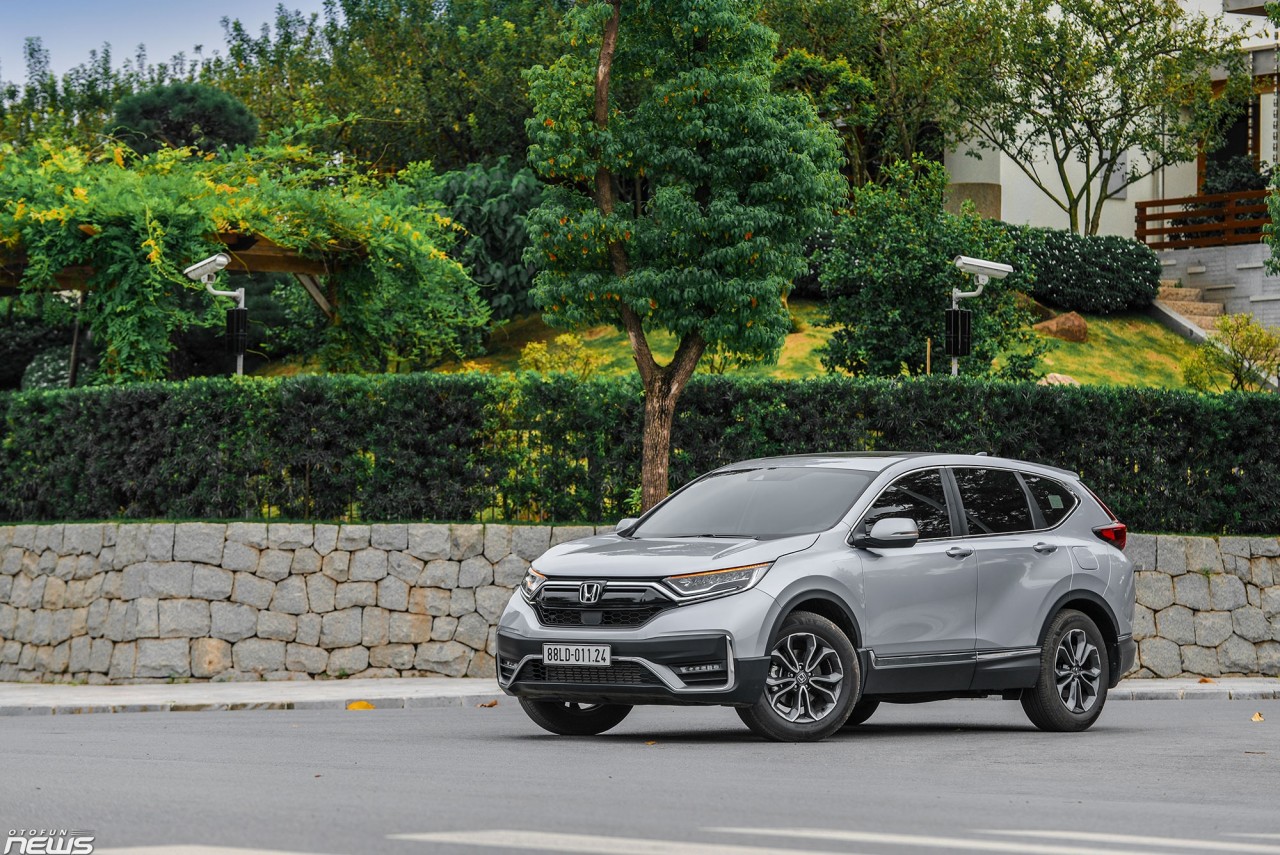 Khách hàng mua Honda CR-V trong tháng 7 được tặng phí trước bạ