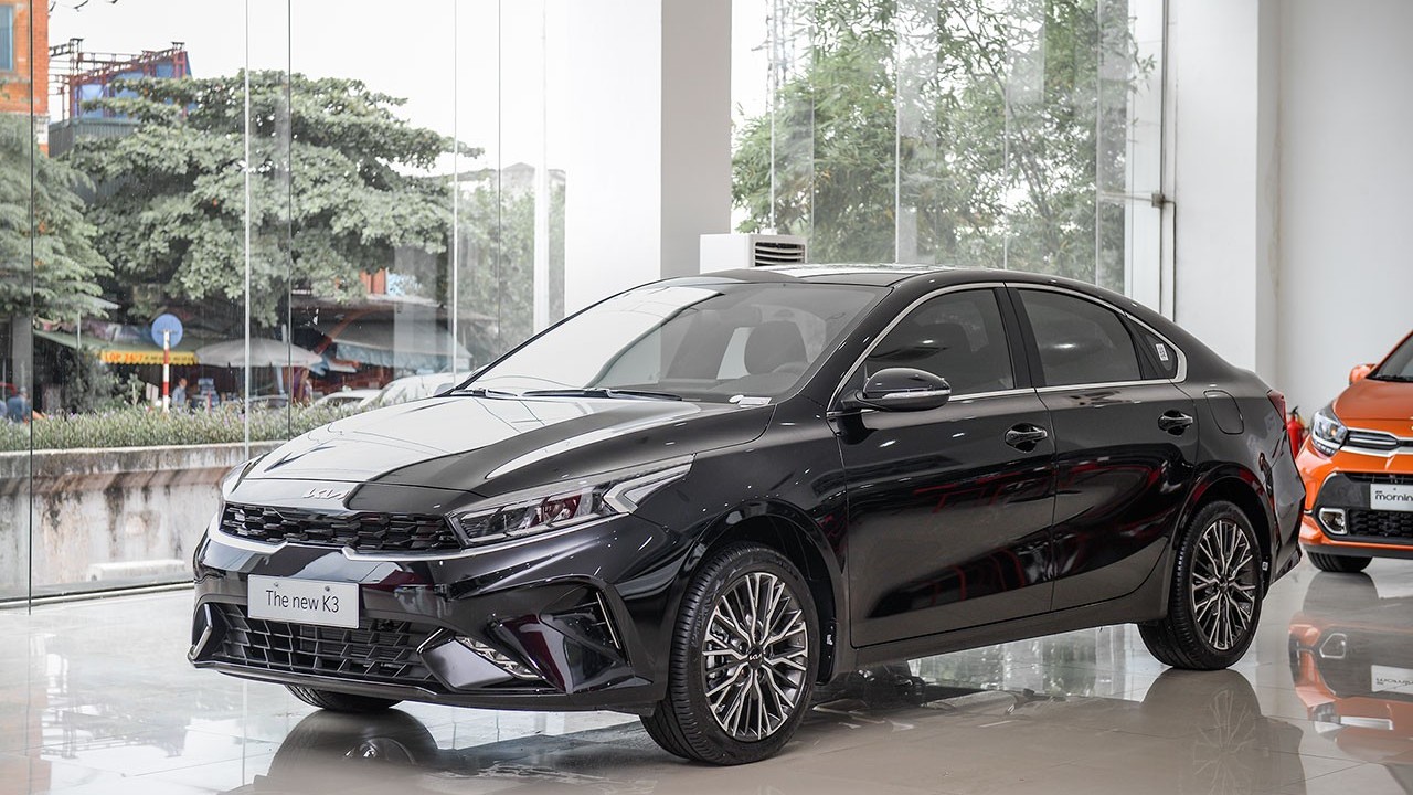XE CỦA NĂM 2022: Phân khúc xe cỡ C