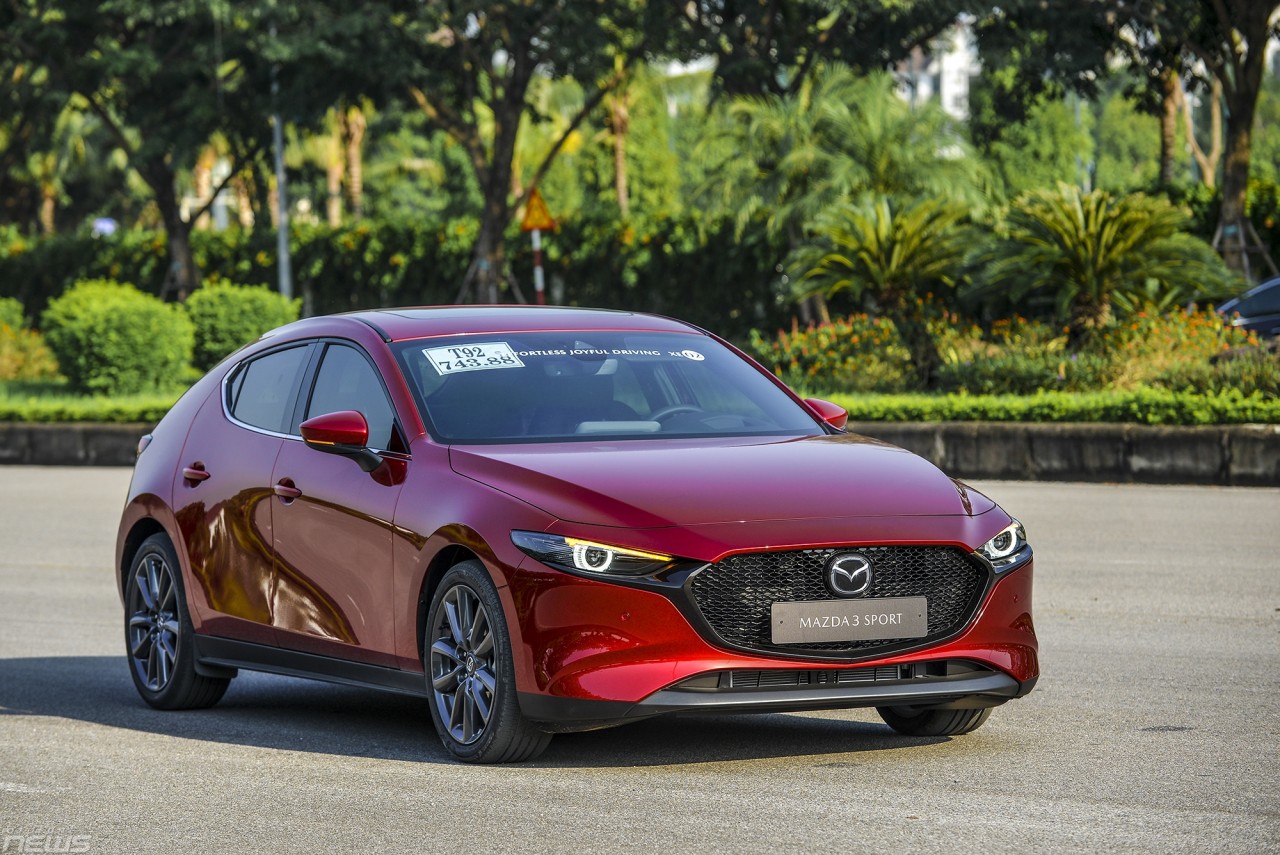 Mazda3 2020 nhận giải thưởng “XE CỦA NĂM 2019” mazda3 2020 nhan giai thuong xe cua nam 2019