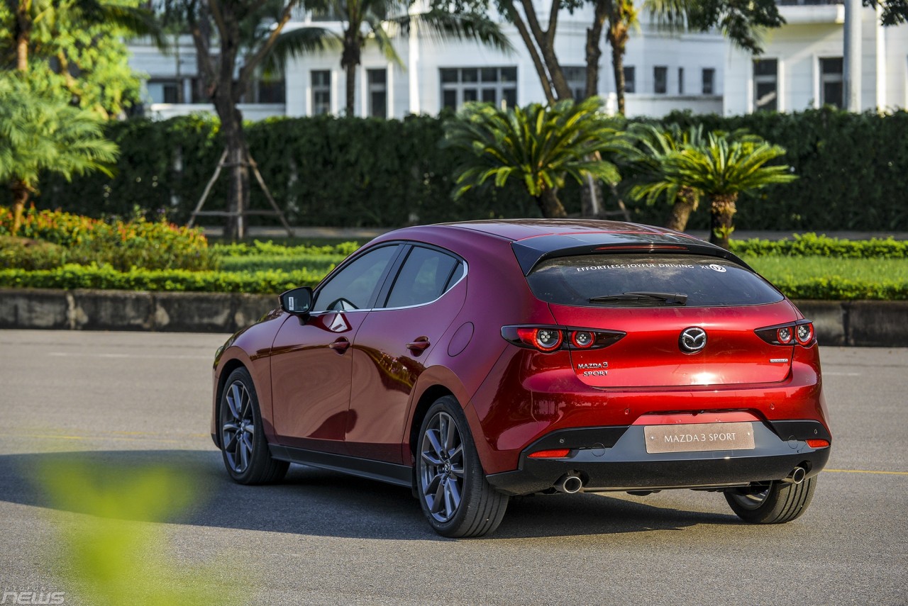 danh gia nhanh mazda 3 2020 18008