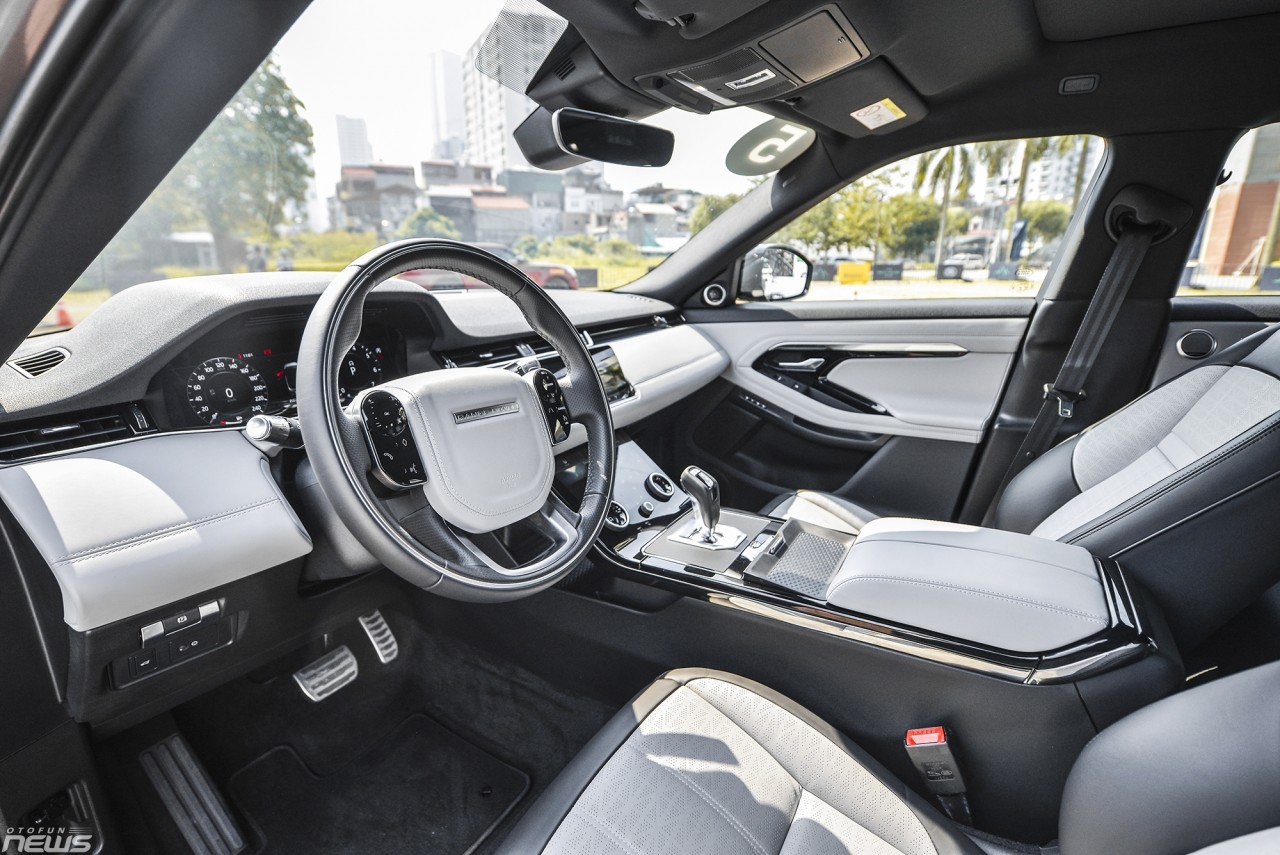 range rover evoque 2020 ra mat khach hang ha noi