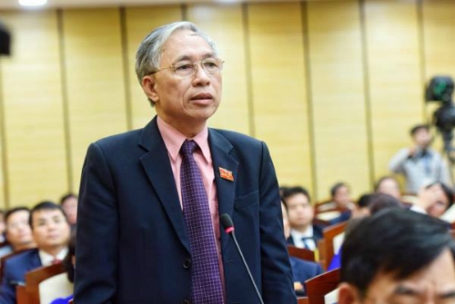 Hà Nội: Kiến nghị lắp barie ngăn xe máy lên vỉa hè giống TP Hồ Chí Minh ha noi kien nghi lap barie ngan xe may len via he giong tp ho chi minh