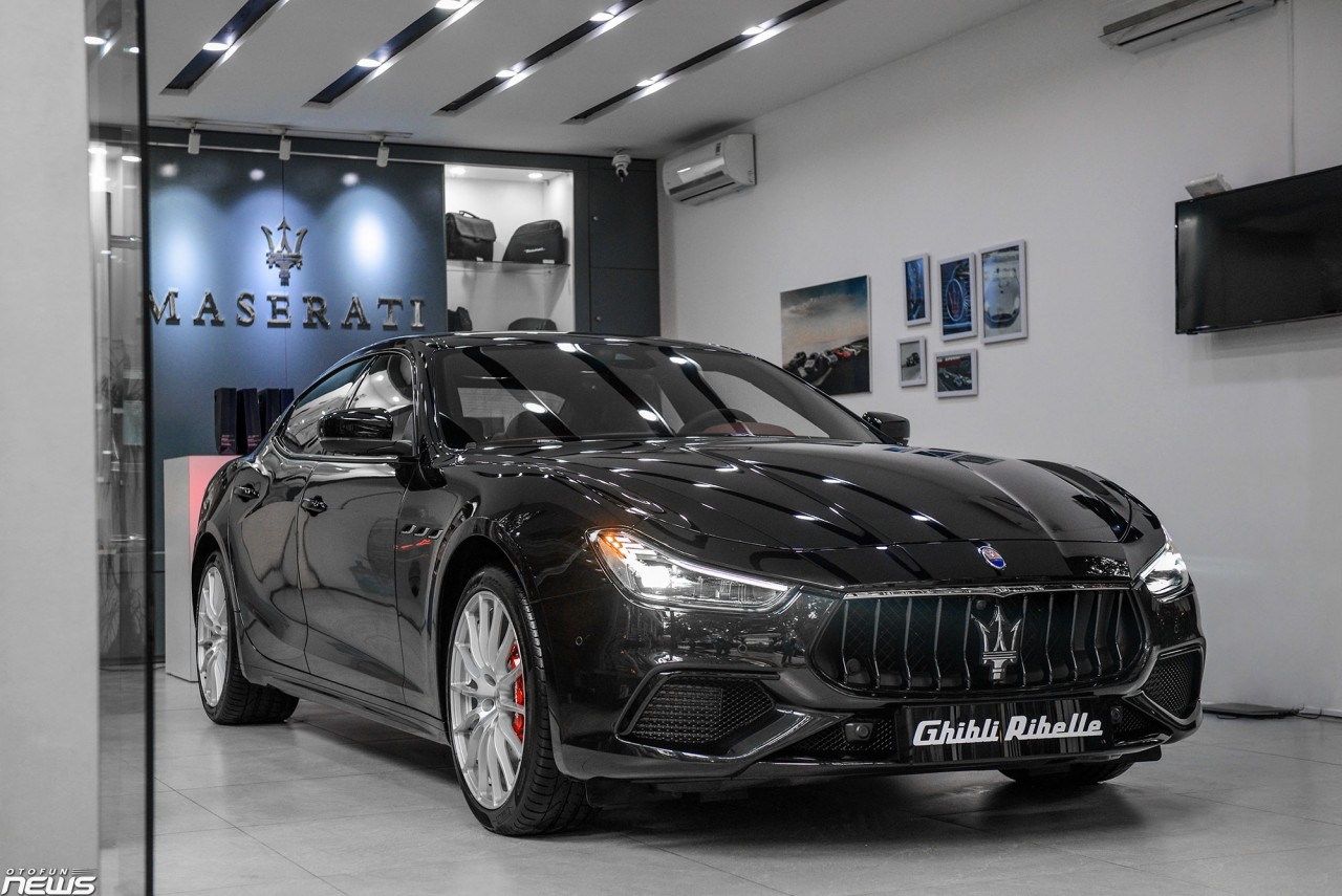 Chi tiết Maserati Ghibli Ribelle duy nhất Việt Nam Chi tiết Maserati Ghibli Ribelle duy nhất Việt Nam
