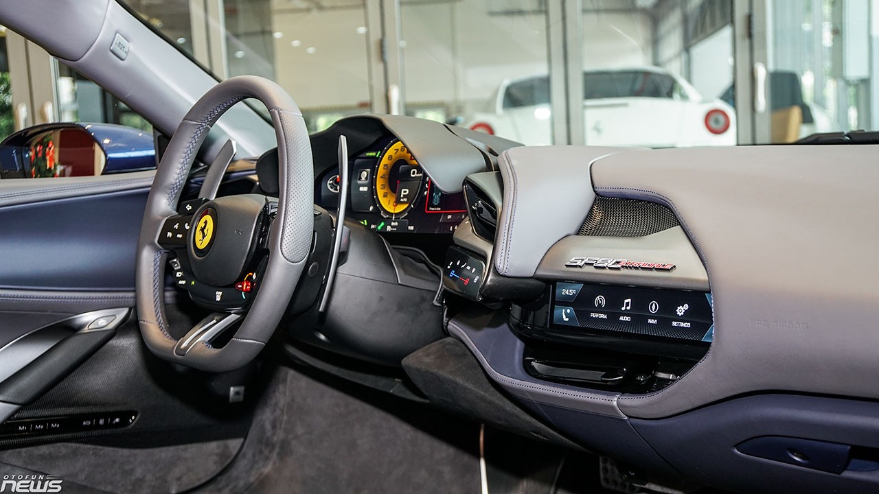 Chi tiết Ferrari SF90 Stradale màu xanh dương giá 37 tỷ đồng tại Việt Nam Chi tiết Ferrari SF90 Stradale màu xanh dương giá 37 tỷ đồng tại Việt Nam