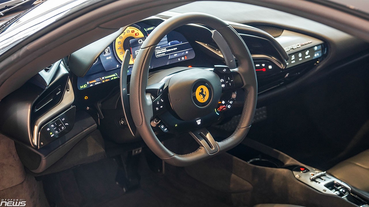 Chi tiết Ferrari SF90 Stradale màu xanh dương giá 37 tỷ đồng tại Việt Nam Chi tiết Ferrari SF90 Stradale màu xanh dương giá 37 tỷ đồng tại Việt Nam