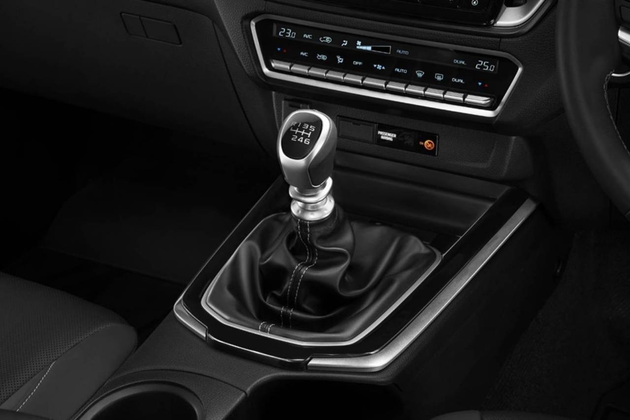 Isuzu D-Max hoàn toàn mới sẽ ra mắt trong tháng 3 Isuzu D-Max hoàn toàn mới sẽ ra mắt trong tháng 3