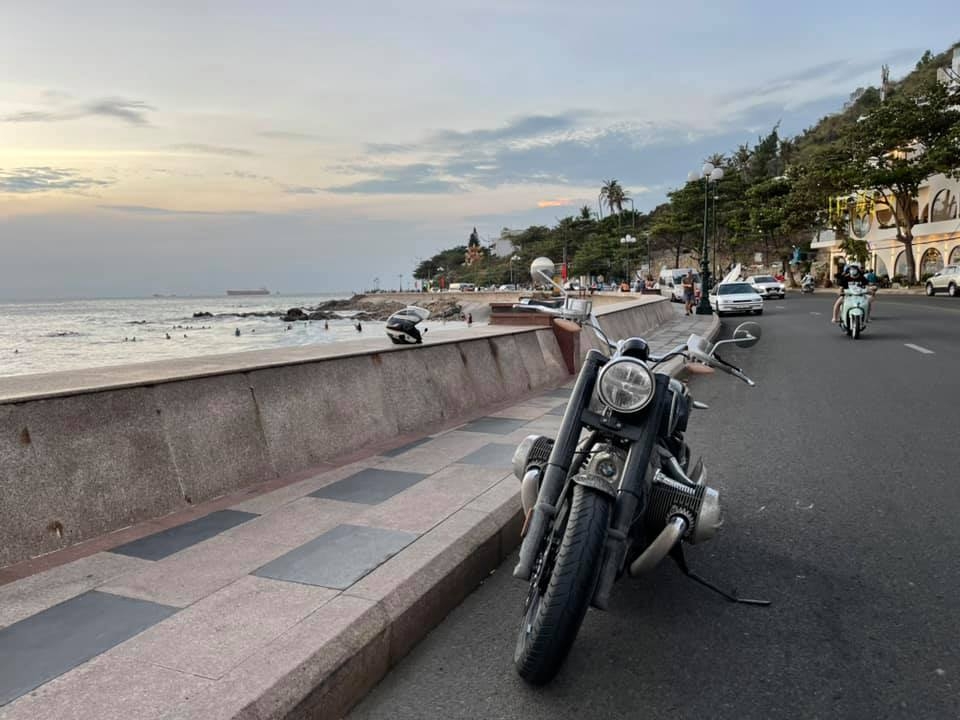 BMW R18 2021 First Edition qua trải nghiệm 700km của biker Việt Nam