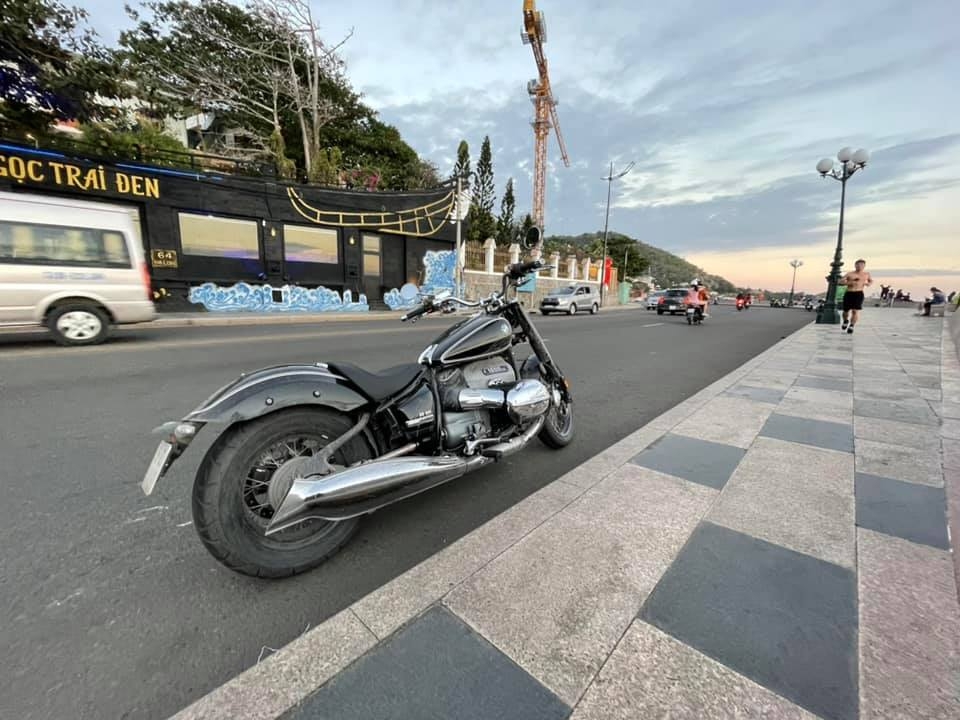 BMW R18 2021 First Edition qua trải nghiệm 700km của biker Việt Nam