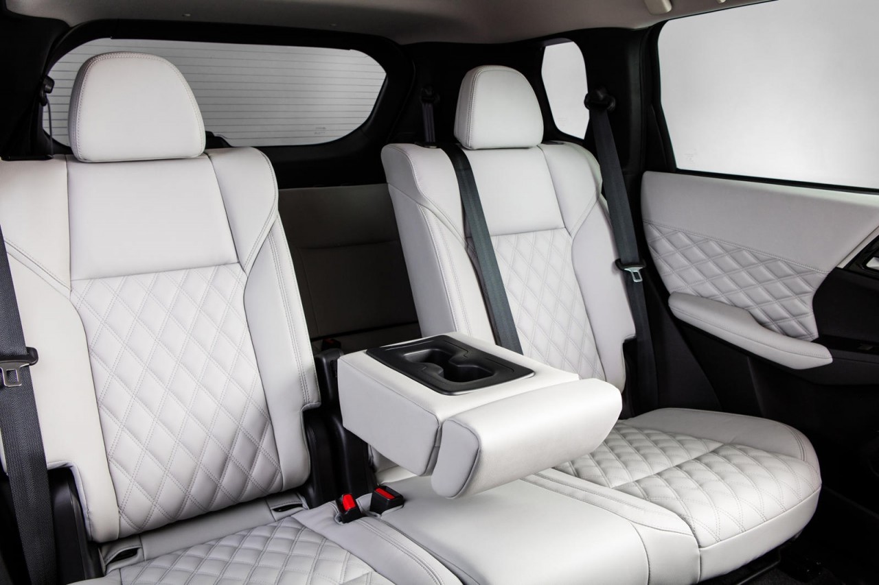 Mitsubishi Outlander 2022 hoàn toàn mới chính thức xuất hiện (editing) Mitsubishi Outlander 2022 hoàn toàn mới chính thức xuất hiện (editing)