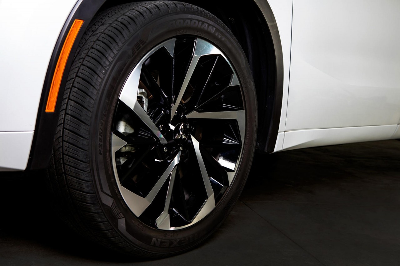 Mitsubishi Outlander 2022 hoàn toàn mới chính thức xuất hiện (editing) Mitsubishi Outlander 2022 hoàn toàn mới chính thức xuất hiện (editing)