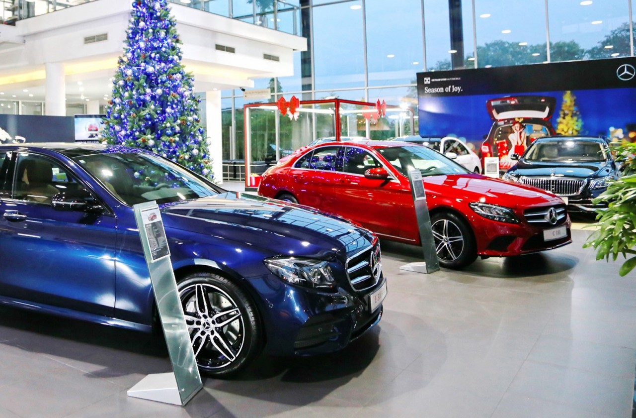 Chấm dứt hỗ trợ 50% phí trước bạ, nỗi lo thêm tiền khi mua xe ôtô từ năm 2021