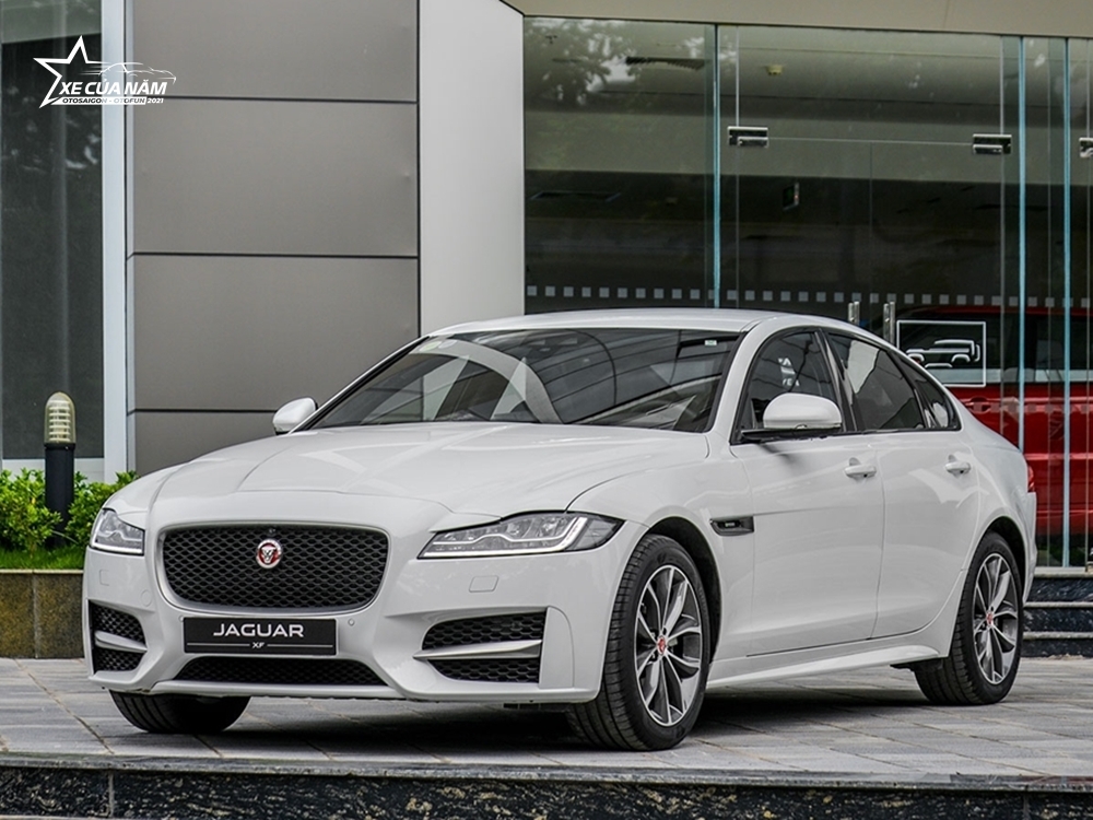 Xe của năm 2021: Sedan hạng sang cỡ trung Xe của năm 2021: Sedan hạng sang cỡ trung
