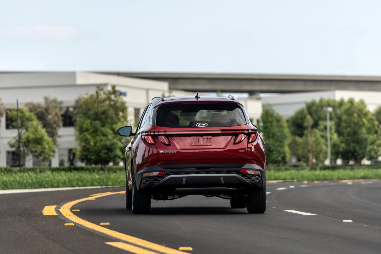 Hyundai công bố giá bán hai biến thể của Tucson 2022 Hyundai công bố giá bán hai biến thể của Tucson 2022