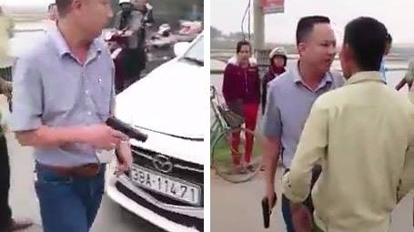 Va chạm giao thông, lái xe Mazda rút súng dọa người dân