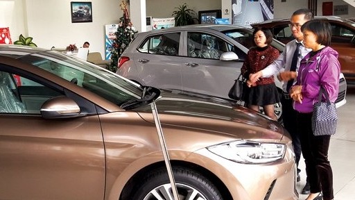 Sản lượng tiêu thụ ô tô tăng 30% trong tháng 11/2021