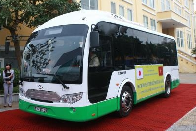 Hải Phòng thí điểm sử dụng hệ thống xe bus chạy bằng năng lượng mặt trời
