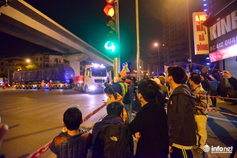 Cấm đường Quang Trung (Hà Đông) trong thời gian cẩu lắp tàu đường sắt trên cao cam duong quang trung ha dong trong thoi gian cau lap tau duong sat tren cao