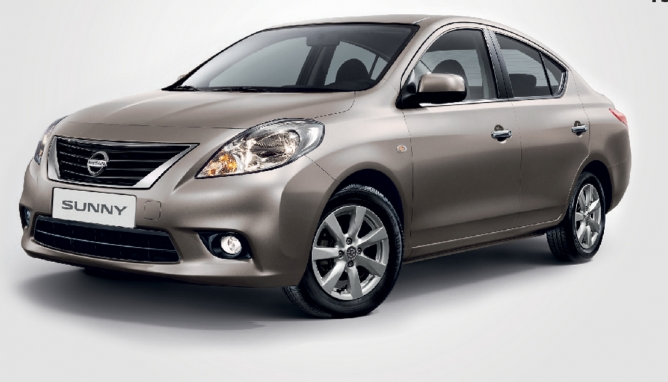 Nissan Sunny giảm 35 triệu đồng