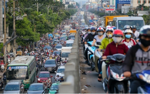 Phân luồng lại giao thông khu vực sân bay Tân Sơn Nhất