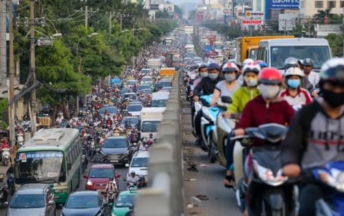Phân luồng lại giao thông khu vực sân bay Tân Sơn Nhất Phân luồng lại giao thông khu vực sân bay Tân Sơn Nhất