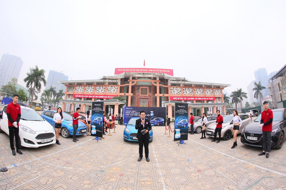NeverWet phủ nano chống nước cho CLB Ford Fiesta Hà Nội neverwet phu nano chong nuoc cho clb ford fiesta ha noi