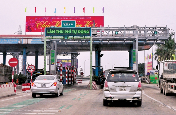 Một tài khoản VETC được bao nhiều xe? Hiện, trên toàn quốc có 17 trạm thu giá đã triển khai làn thu giá tự động không dừng VETC