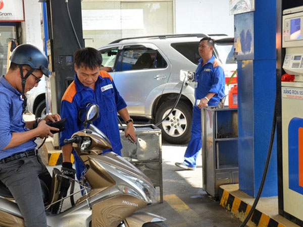 Khai tử Quỹ Bình ổn giá xăng dầu? khai tu quy binh on gia xang dau