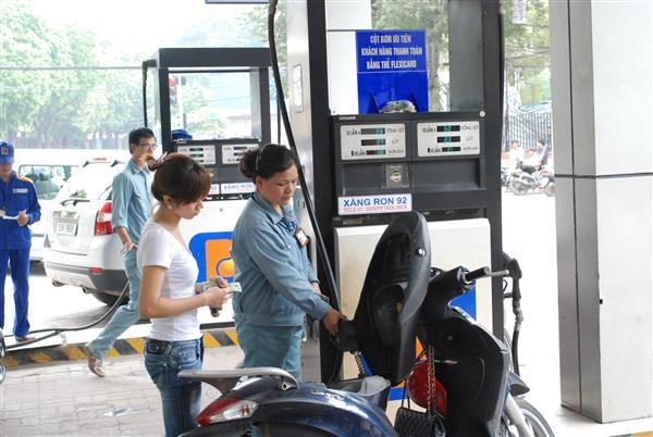 Hơn 57 nghìn trụ xăng đã được dán tem đồng hồ công tơ tổng hon 57 nghin tru xang da duoc dan tem dong ho cong to tong
