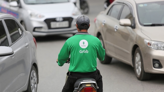 Uber, Grab: Ngày thường 80.000 đồng, cận Tết 180.000 đồng