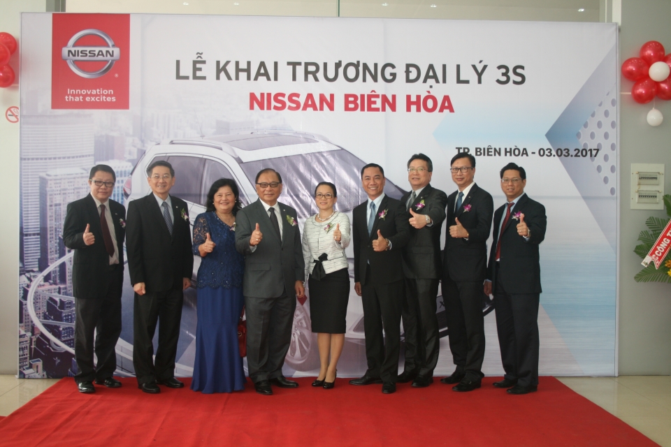 nissan viet nam khai truong dai ly 3s tai dong nai