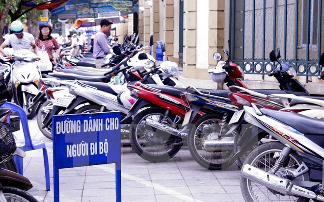 Hà Nội: Kiên quyết giải tỏa các điểm trông giữ xe không phép ha noi kien quyet giai toa cac diem trong giu xe khong phep