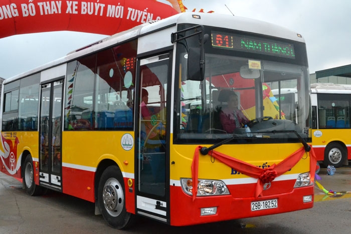 Hà Nội lần đầu có xe buýt đạt tiêu chuẩn EURO 4 Hà Nội lần đầu có xe buýt đạt tiêu chuẩn EURO 4