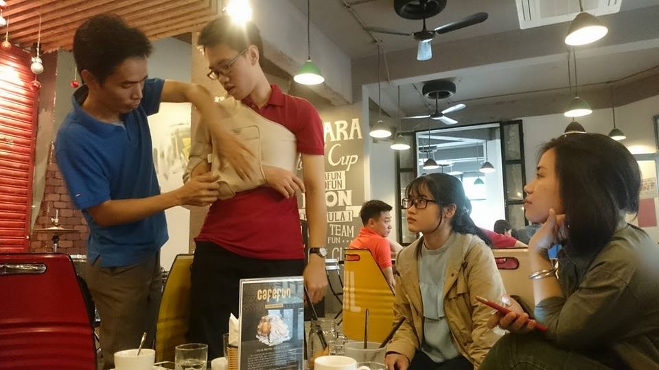 OTOFUN tổ chức tập huấn "Hướng dẫn sơ cấp cứu tai nạn giao thông" otofun to chuc tap huan huong dan so cap cuu tai nan giao thong