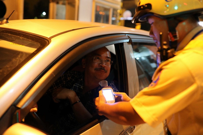 TP Hồ Chí Minh: Công bố đường dây nóng về CSGT tp ho chi minh cong bo duong day nong ve csgt