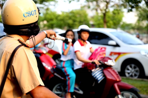 TP Hồ Chí Minh: Công bố đường dây nóng về CSGT tp ho chi minh cong bo duong day nong ve csgt