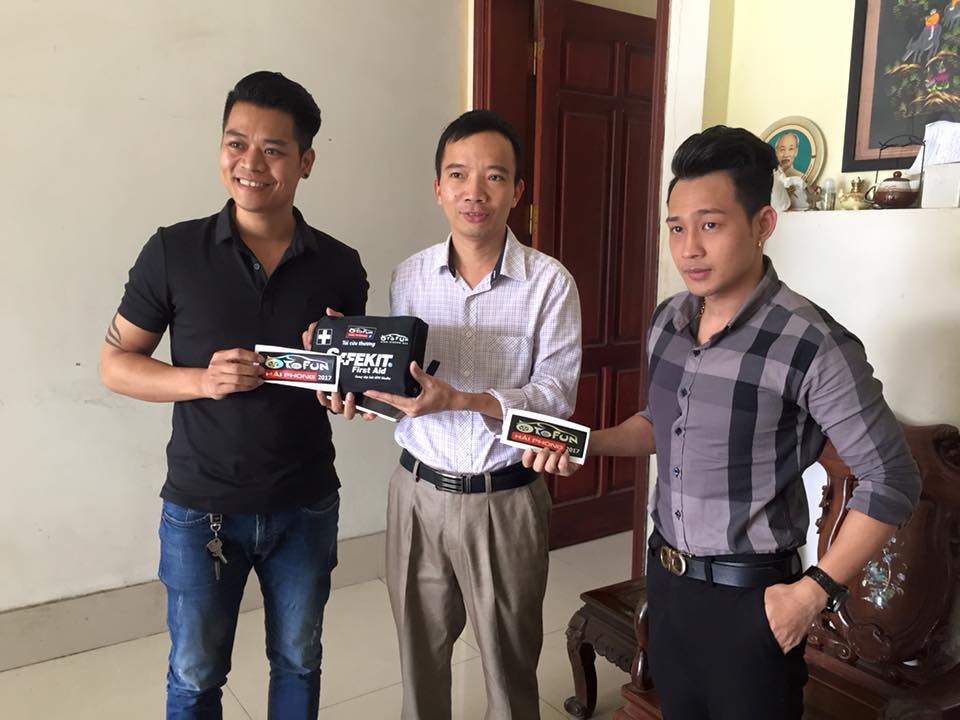 hy huu chuyen thanh vien otofun thanh ba do bat dac di