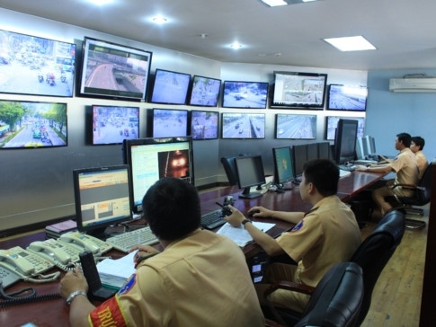 TP Hồ Chí Minh: 13.000 người chạy sai luật bị CSGT ghi hình không chịu đóng phạt tp ho chi minh 13000 nguoi chay sai luat bi csgt ghi hinh khong chiu dong phat