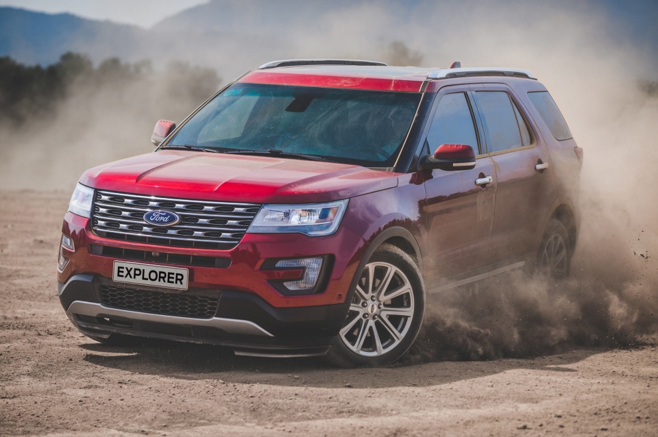 Đã có gần 500 chiếc Ford Explorer tới tay khách hàng Việt Nam da co gan 500 chiec ford explorer toi tay khach hang viet nam