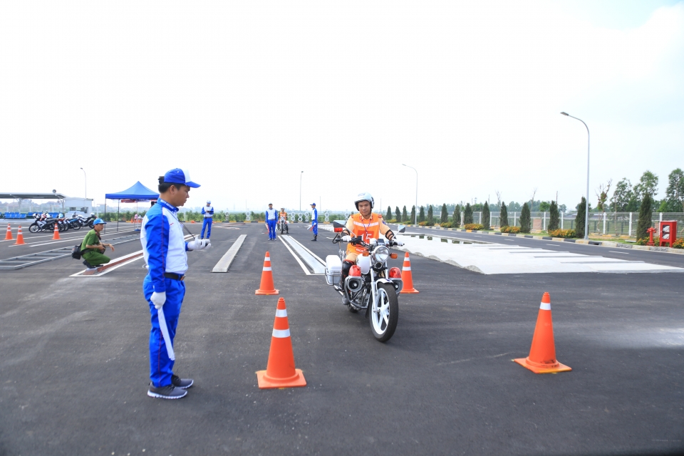Honda Việt Nam tổ chức Hội thi "Hướng dẫn viên Lái xe an toàn xuất sắc năm 2017” honda viet nam to chuc hoi thi huong dan vien lai xe an toan xuat sac nam 2017