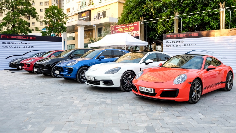 Trải nghiệm cảm giác sau vô – lăng của Porsche: Phong cách từ nguồn cội trai nghiem cam giac sau vo lang cua porsche phong cach tu nguon coi
