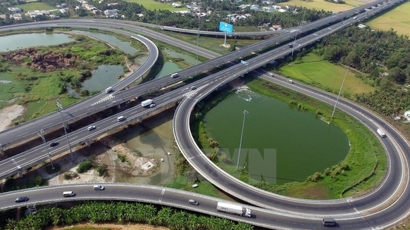 Dự án cao tốc Bắc - Nam: Mức thu phí dự tính 2,4 triệu đồng/lượt