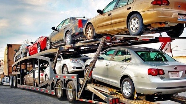 Cuộc chiến giảm giá xe ô tô: Xe bán được, xe vẫn ế
